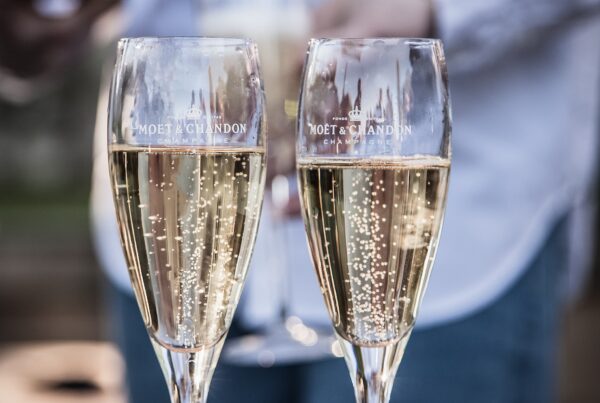 ¿Como se forman las burbujas del champagne?